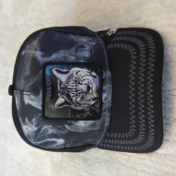 Goorin Bros Hellcat Animal Farm Snapback Trucker Hat - Picture 1 of 6